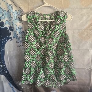 Crown & Ivy Green and Black Geometric Blouse